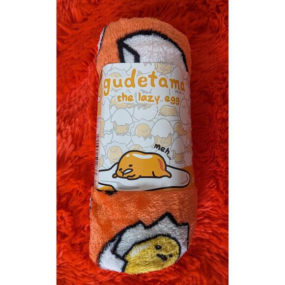NWT Sanrio Gudetama The Lazy Egg Soft Silk Touch Throw Blanket 40 x 50 in. - Picture 1 of 5